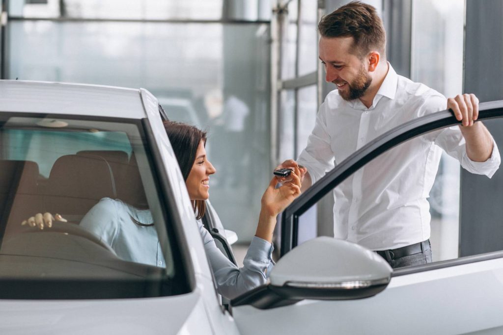Usuario vendiendo su coche en Vender Coche Hoy